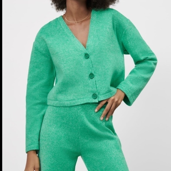 Zara Soft Jacket - Picture 2 of 7